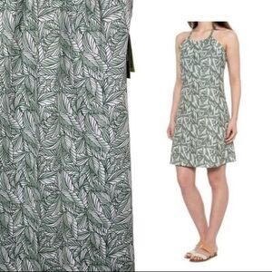 Eddie  Bauer SportyGreen Leaf Print Dress Size Lg